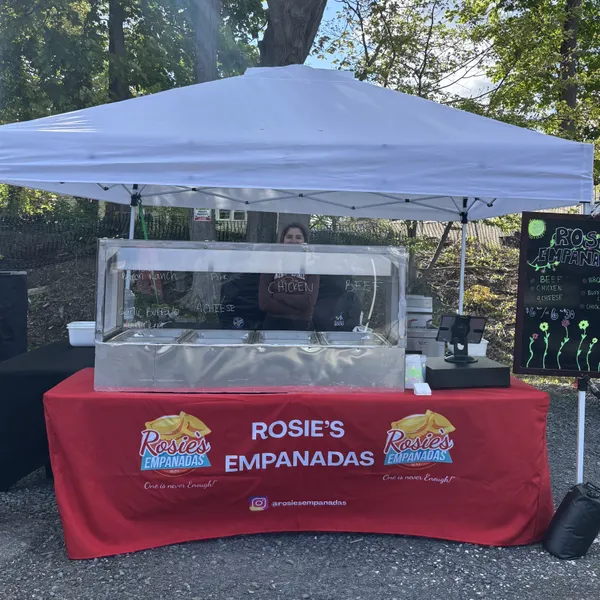 We sell homemade fresh empanadas and do pop up markets This was the perfect inexpensive option to help us promote our business