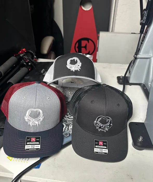 CustomProPrints.Com - Embroidered Patches