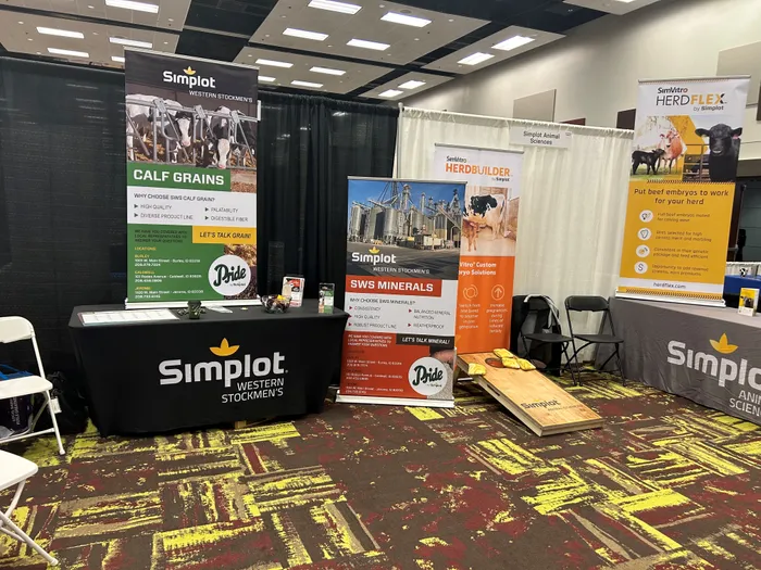 CustomProPrints.Com - Custom Rectangle Table Covers