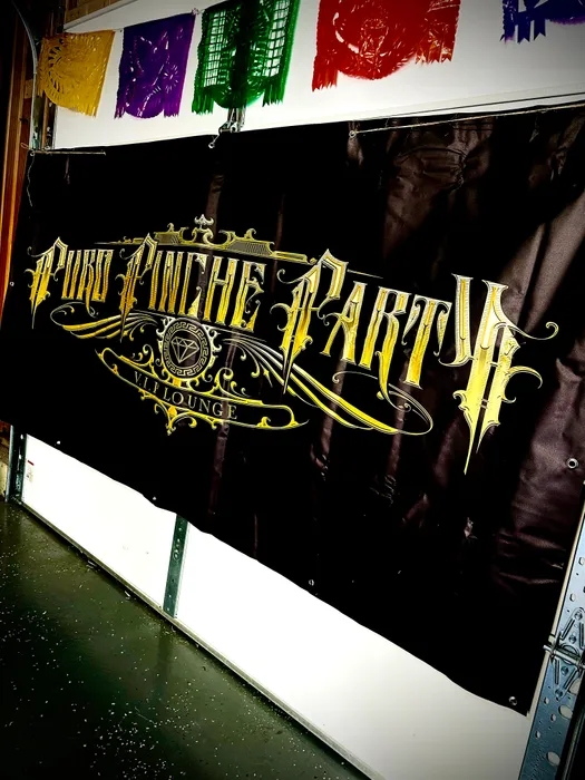 CustomProPrints.Com - Custom Vinyl Banners