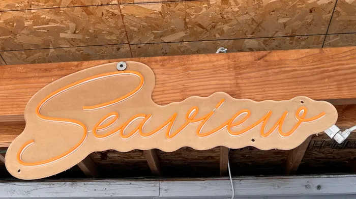 CustomProPrints.Com - Custom Neon Sign