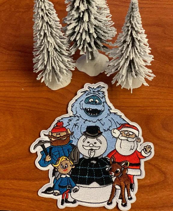 CustomProPrints.Com - Embroidered Patches