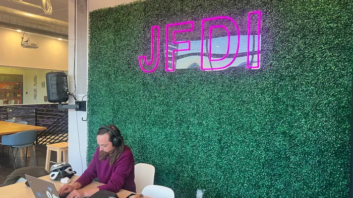 CustomProPrints.Com - Custom Neon Sign