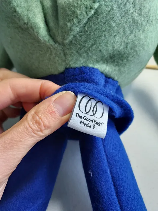 CustomProPrints.Com - Woven Labels