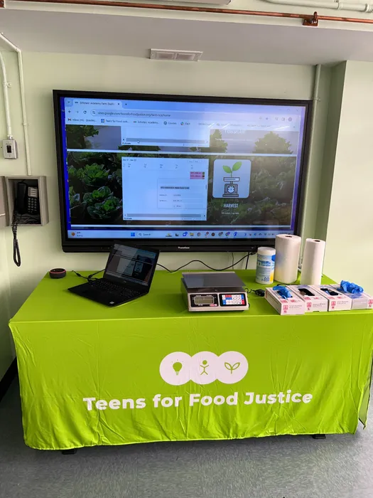 CustomProPrints.Com - Custom Rectangle Table Covers