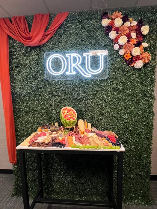 CustomProPrints.Com - Artwork Neon Sign