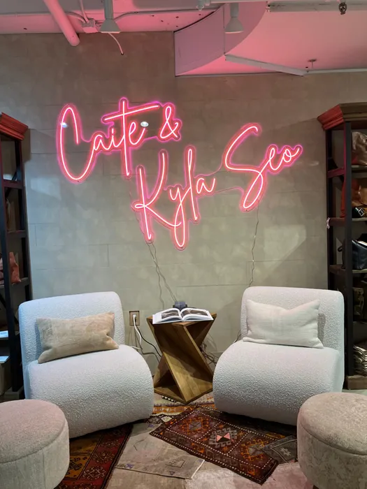 CustomProPrints.Com - Custom Neon Sign