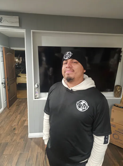 CustomProPrints.Com - Embroidered Patches