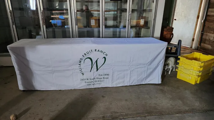 CustomProPrints.Com - Custom Rectangle Table Covers