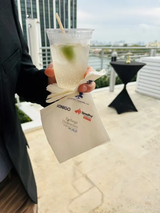 ImprintNow.nl - Custom Beverage Napkin