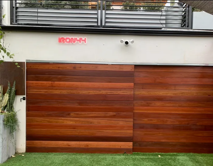 CustomProPrints.Com - Custom Neon Sign