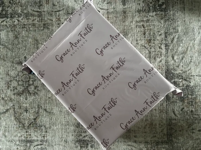 CustomProPrints.Com - Custom Poly Mailer