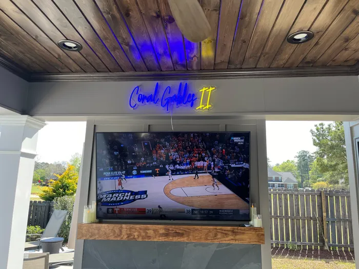 CustomProPrints.Com - Custom Neon Sign