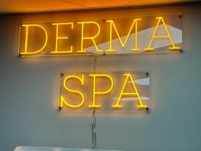 CustomProPrints.Com - Custom Neon Sign