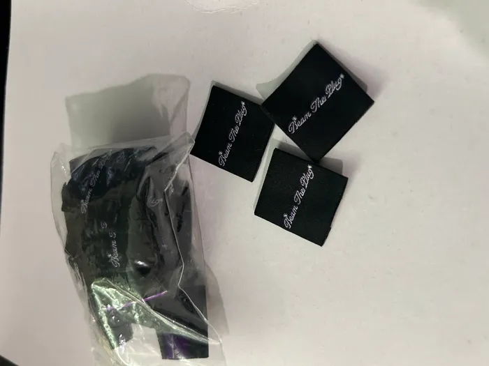 CustomProPrints.Com - Woven Labels