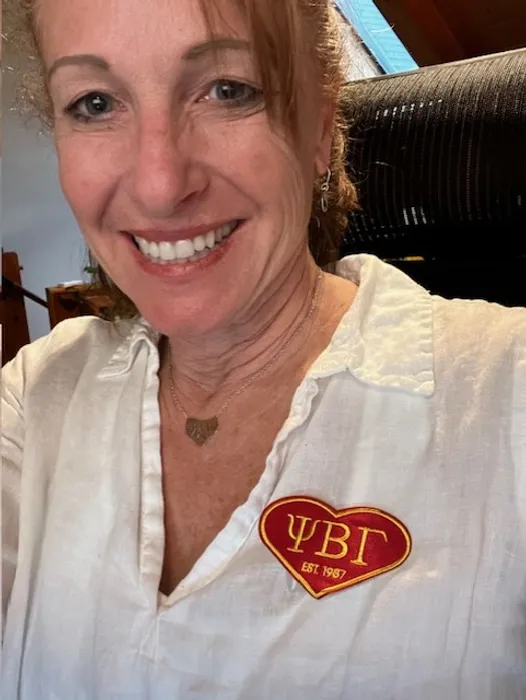 CustomProPrints.Com - Embroidered Patches