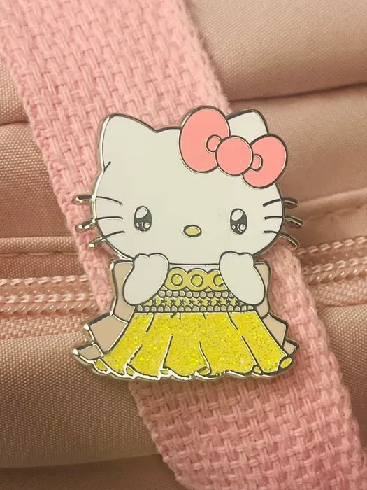 CustomProPrints.Com - Hard Enamel Pin