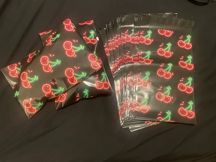 CustomProPrints.Com - Custom Poly Mailer