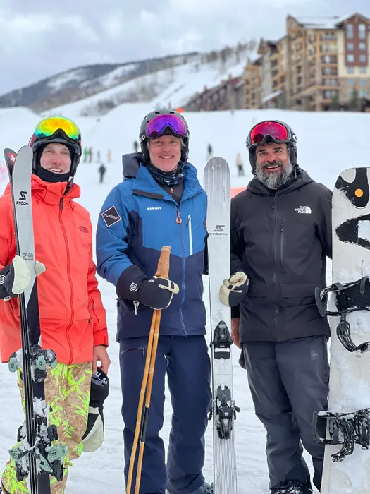 CustomProPrints.Com - Embroidered Patches