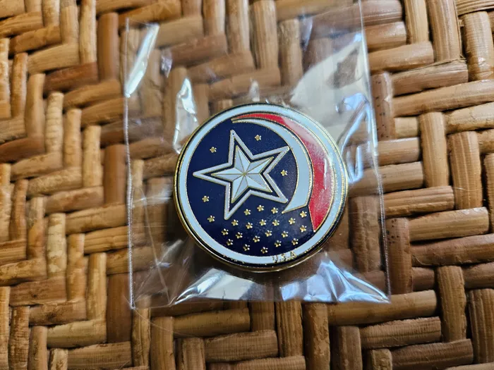 CustomProPrints.Com - Hard Enamel Pin