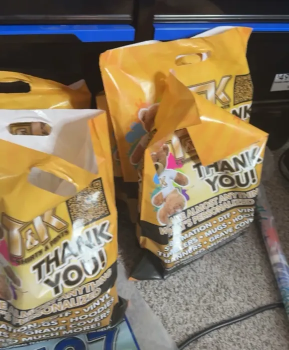 CustomShoeCharm.Com - Die Cut Handle Bag