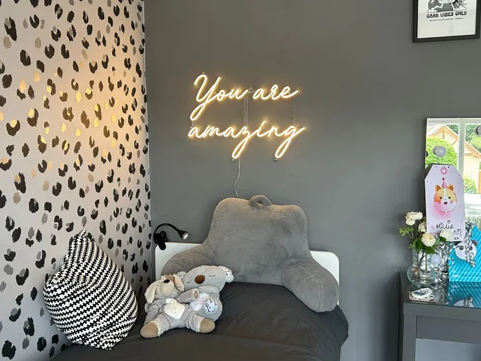 CustomProPrints.Com - Custom Neon Sign