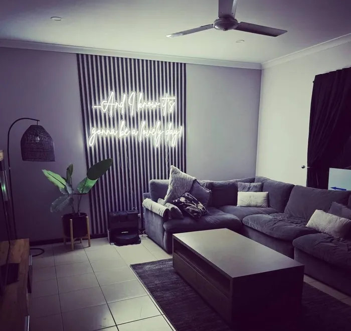 CustomProPrints.Com - Custom Neon Sign