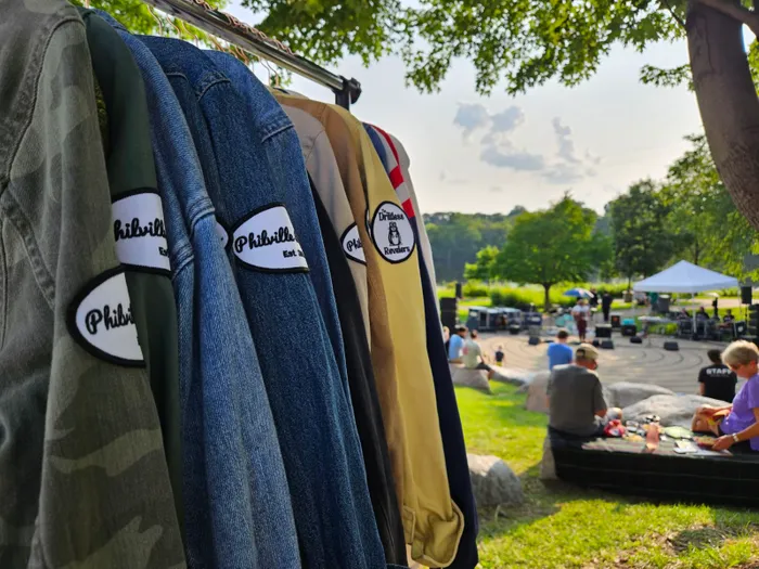 CustomProPrints.Com - Embroidered Patches