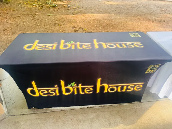 CustomProPrints.Com - Custom Rectangle Table Covers