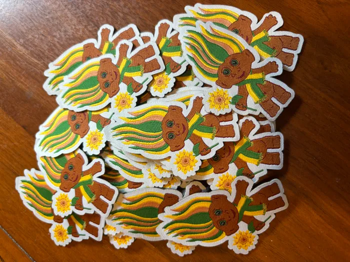 CustomProPrints.Com - Woven Patches