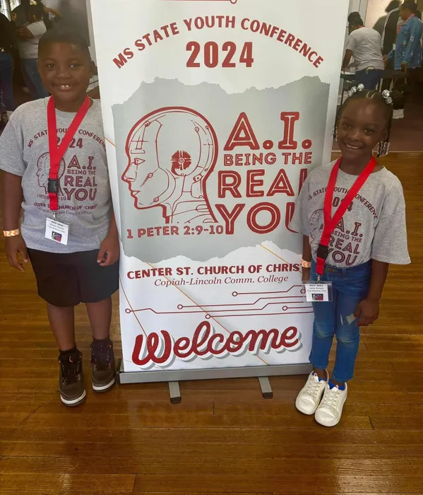 CustomProPrints.Com - Roll Up Banner Stands