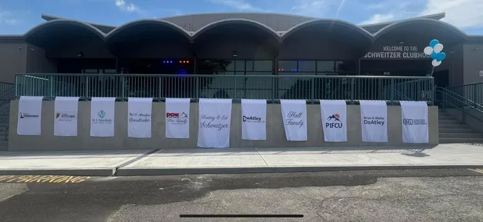 CustomProPrints.Com - Custom Fabric Banners