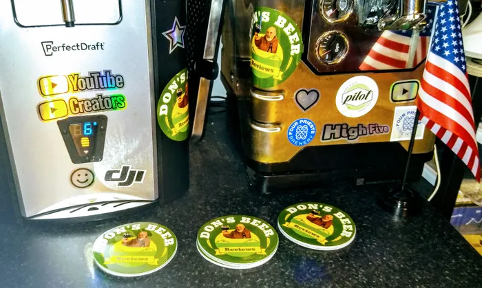 CustomTeesToday.com - Circle Stickers