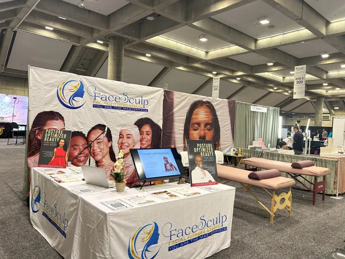 CustomProPrints.Com - Custom Vinyl Banners