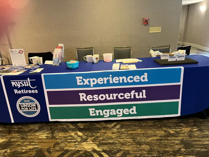 CustomProPrints.Com - Custom Rectangle Table Covers