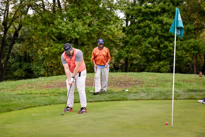 CustomProPrints.Com - Golf Flag