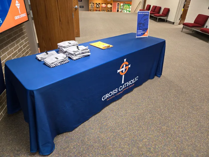 CustomProPrints.Com - Custom Rectangle Table Covers