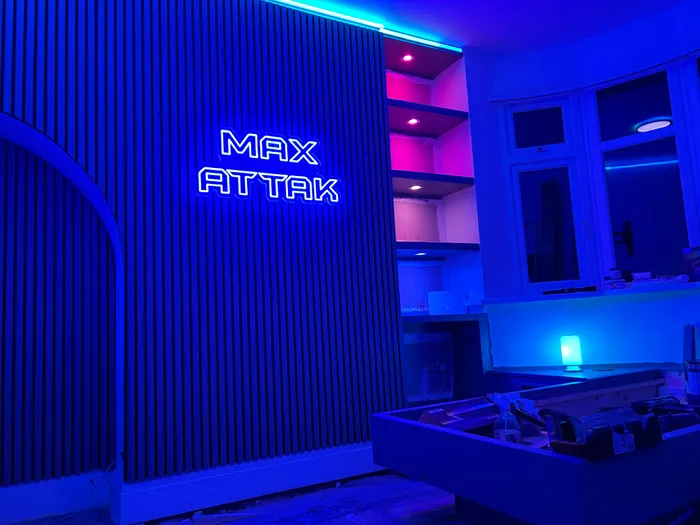 CustomProPrints.Com - Custom Neon Sign
