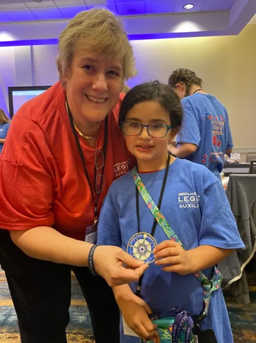 CustomProPrints.Com - Embroidered Patches