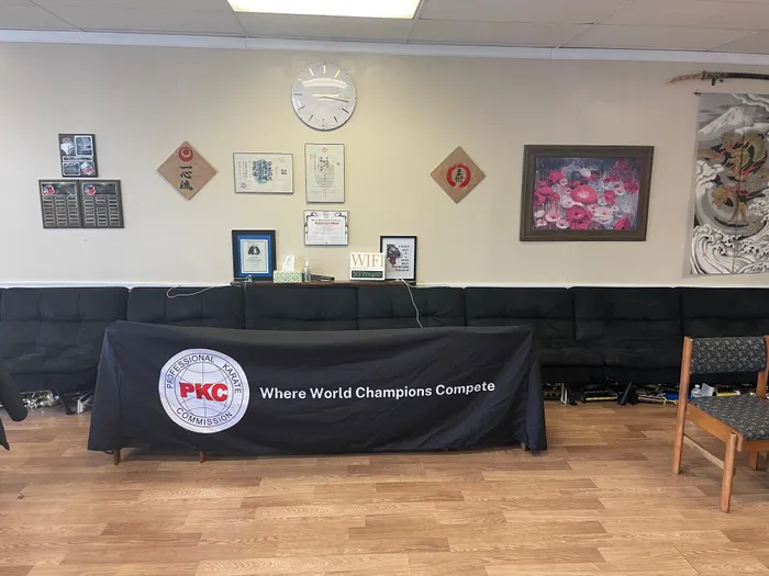 CustomProPrints.Com - Custom Vinyl Banners