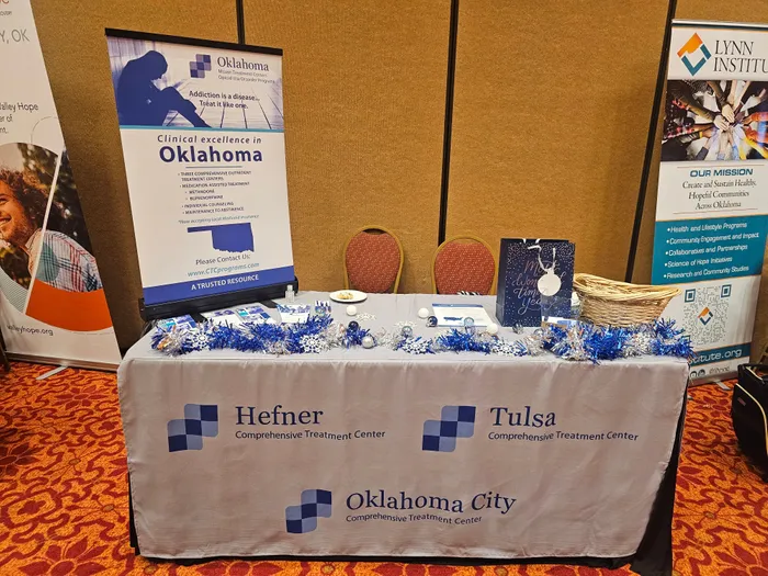 CustomProPrints.Com - Custom Rectangle Table Covers