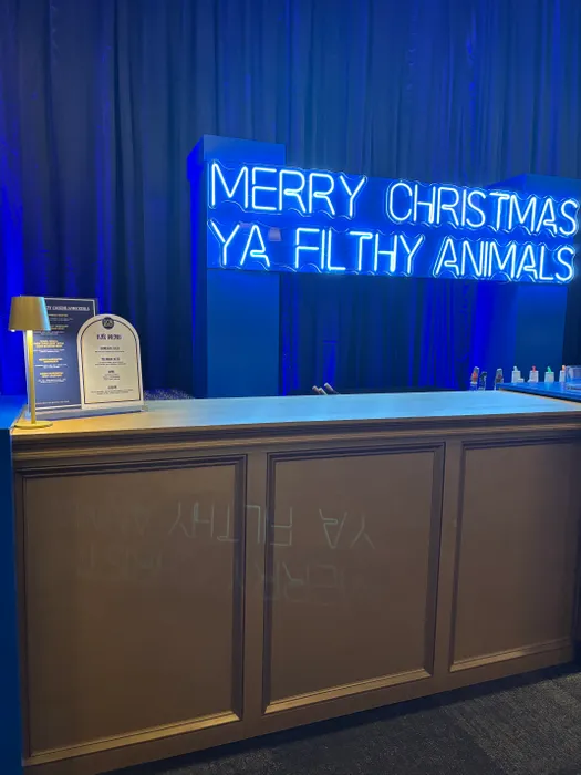 CustomProPrints.Com - Custom Neon Sign