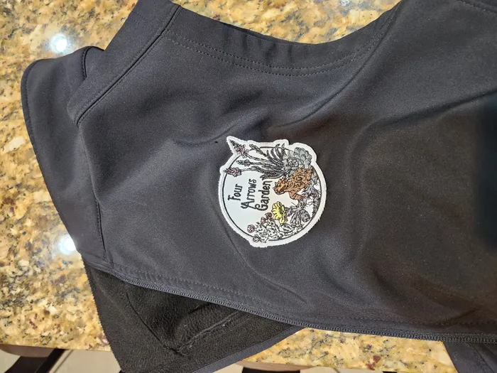 CustomProPrints.Com - Embroidered Patches