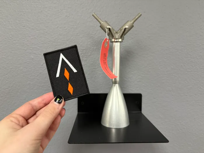 CustomProPrints.Com - Embroidered Patches