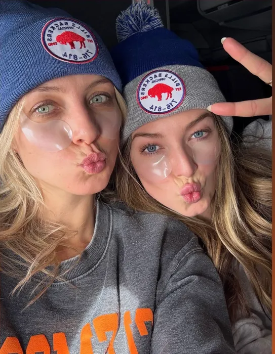 CustomProPrints.Com - Embroidered Patches