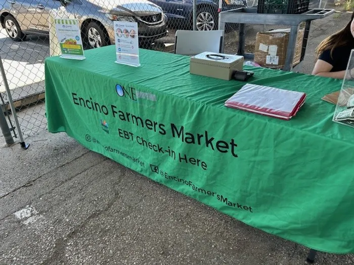 CustomProPrints.Com - Custom Rectangle Table Covers