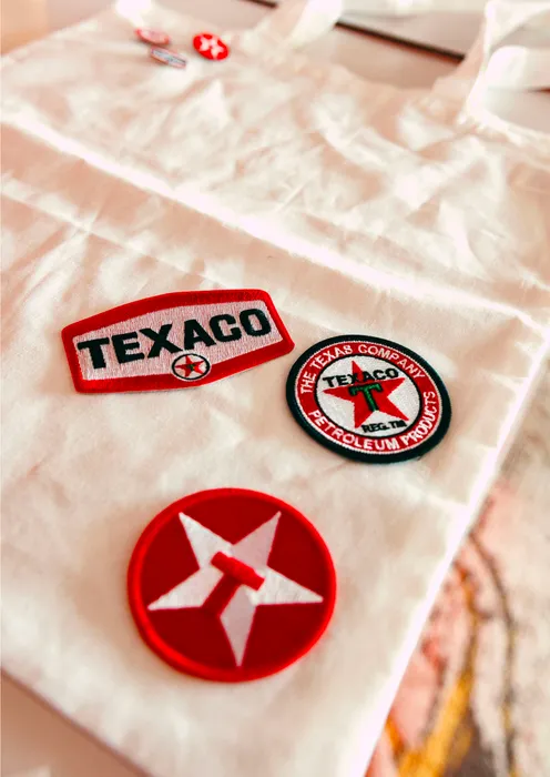 CustomProPrints.Com - Embroidered Patches