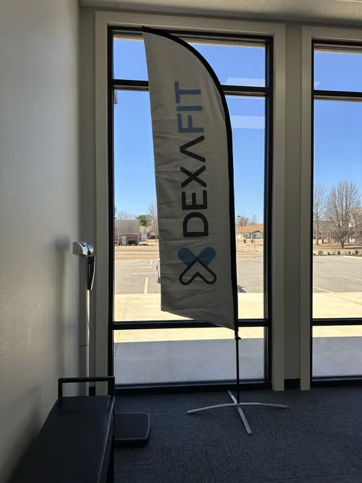 CustomProPrints.Com - Feather Flag