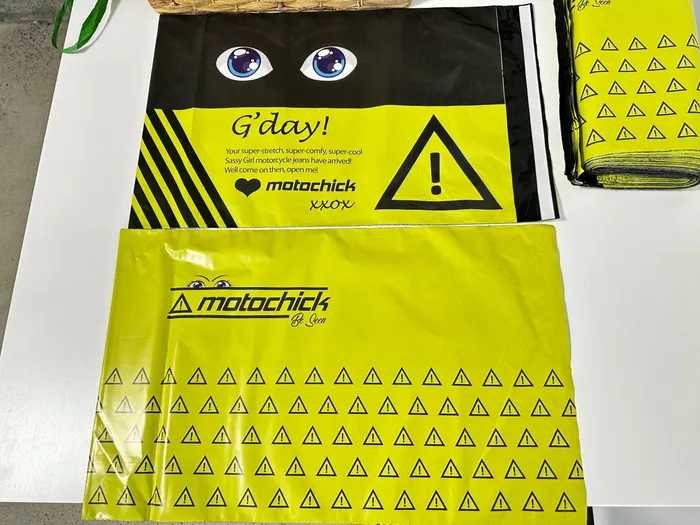 ImprintNow.de - Custom Poly Mailer