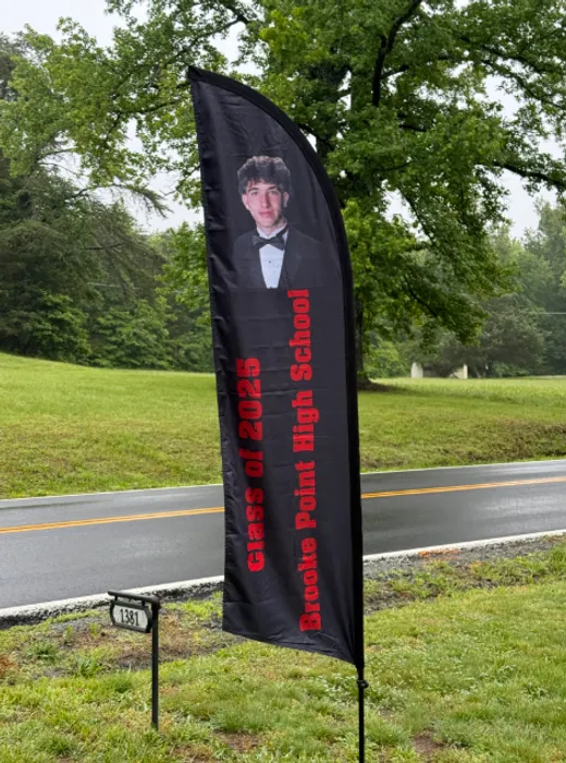 CustomProPrints.Com - Feather Flag